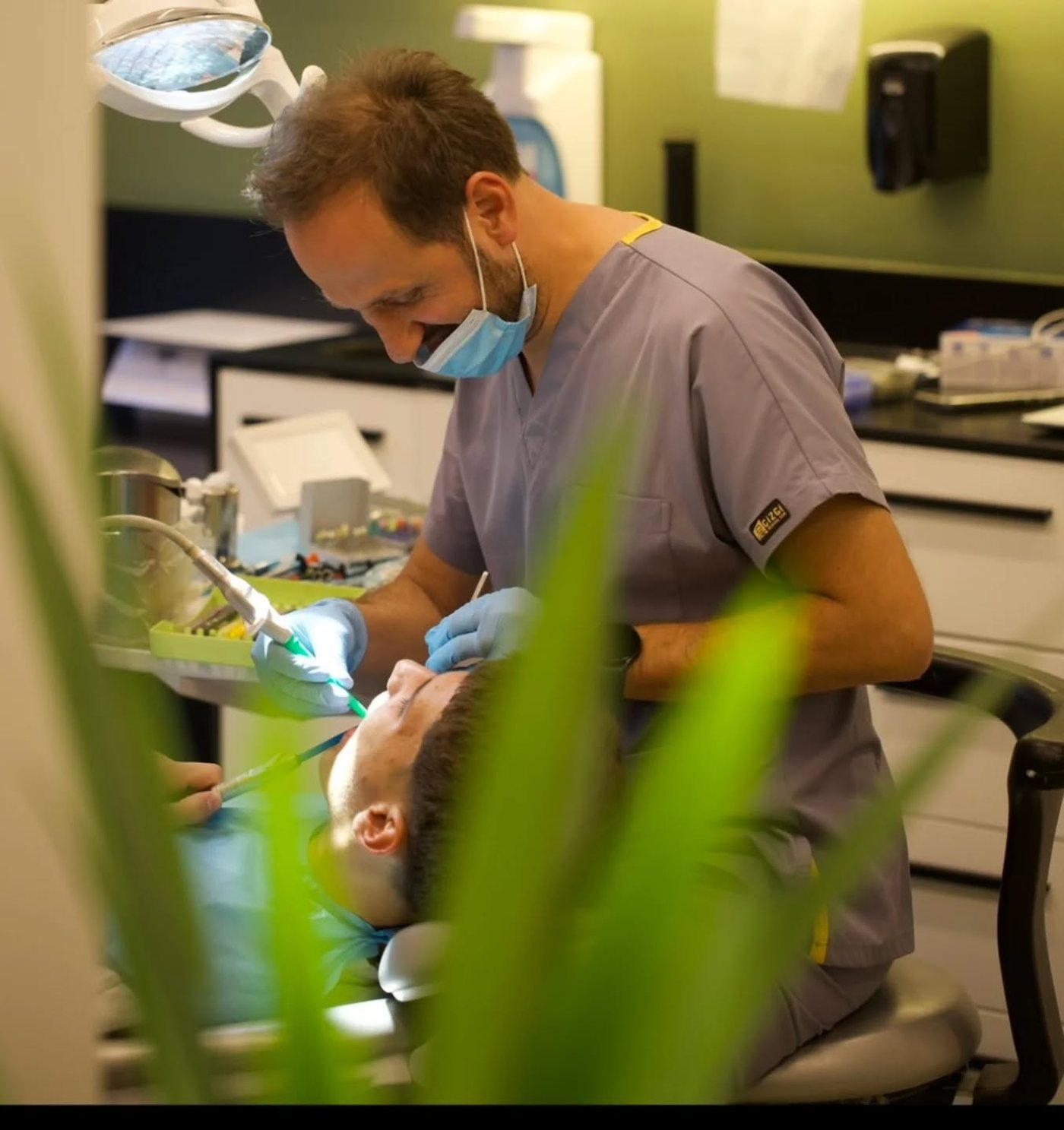 Dr. Faton Loci në klinikë